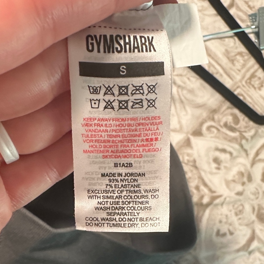 Gymshark Dark Gray Leggings - Picture 3 of 3